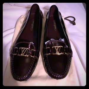 Louis Vuitton Amarante Patent Loafer Flats